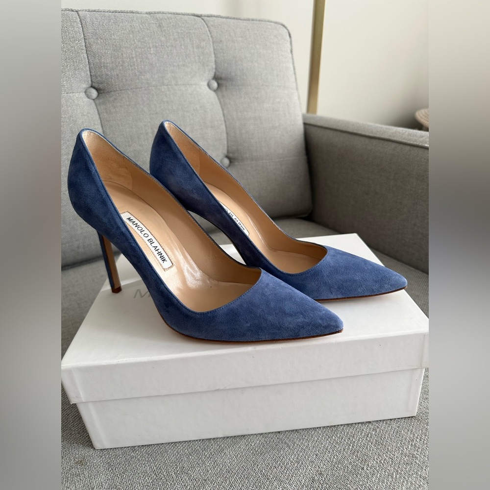 Manolo Blahnik Blue Suede Pointed-Toe Pumps